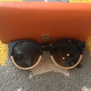 Tory Burch Two tone sunglasses